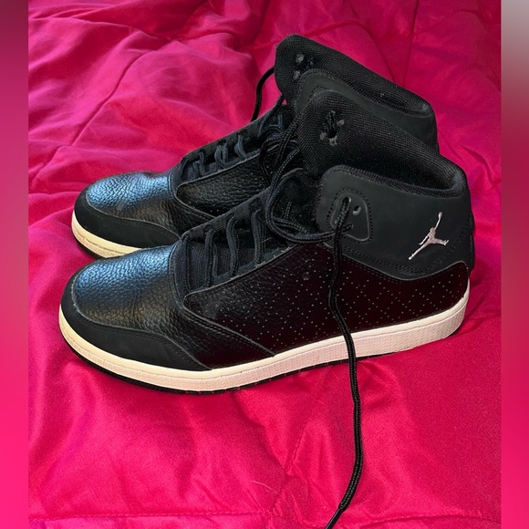 Jordans - Picture 5 of 7